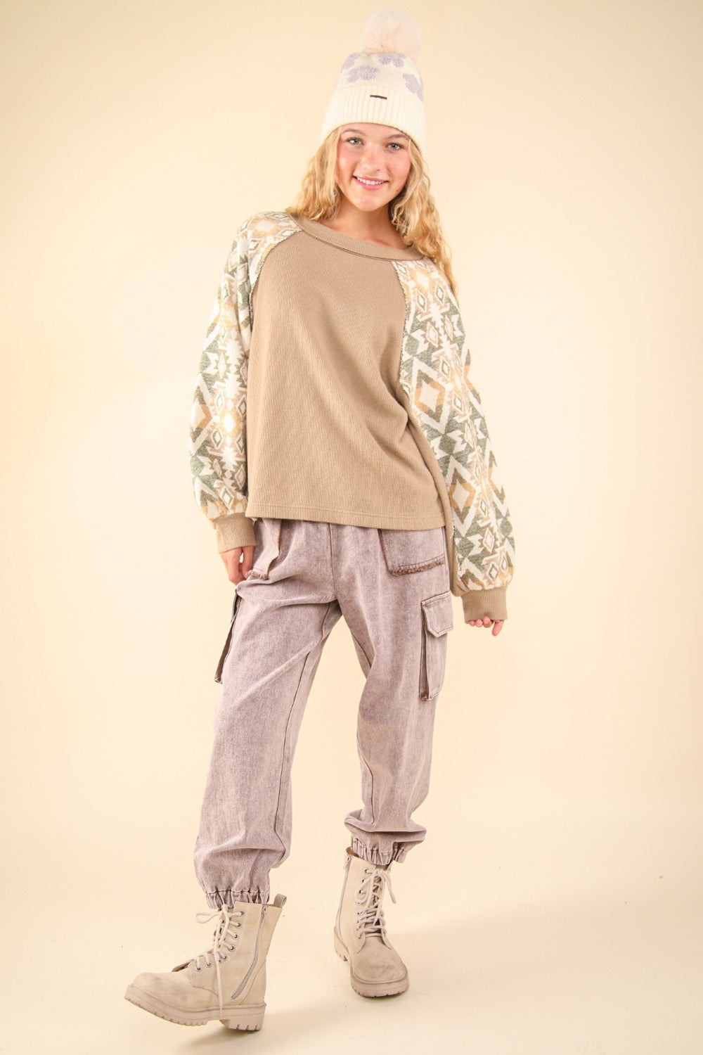Clara® | Printed long-sleeved knitted top with a crew neck