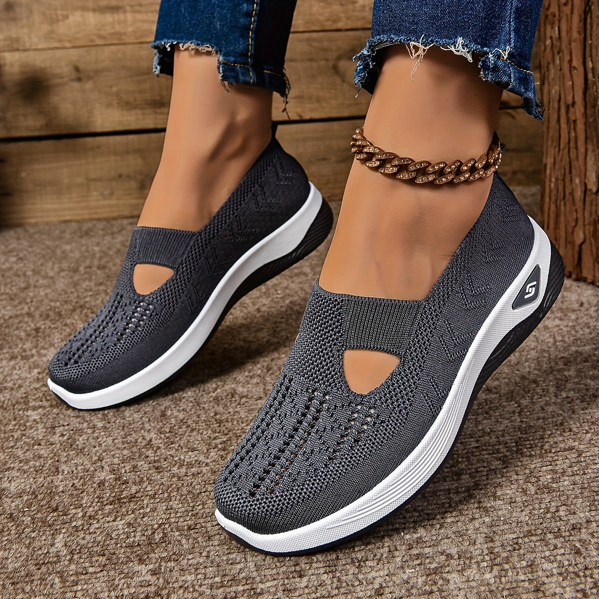 Barbara | Stylish Low-Cut Sneakers - Breathable Knit and Cushioned Comfort
