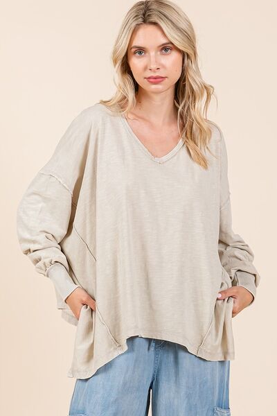 Clara® | Long sleeve oversized V-neck top