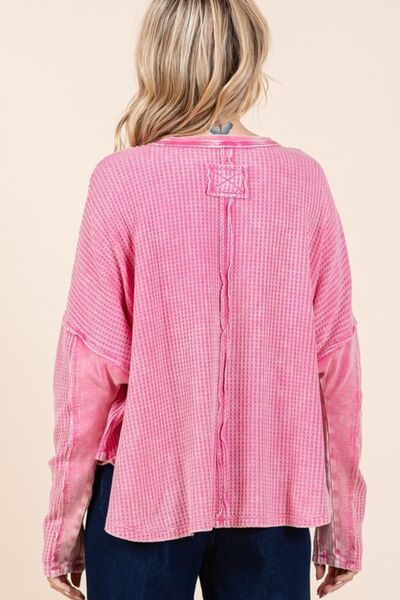 Belén® | Waffle knit top with exposed seam and crew neck