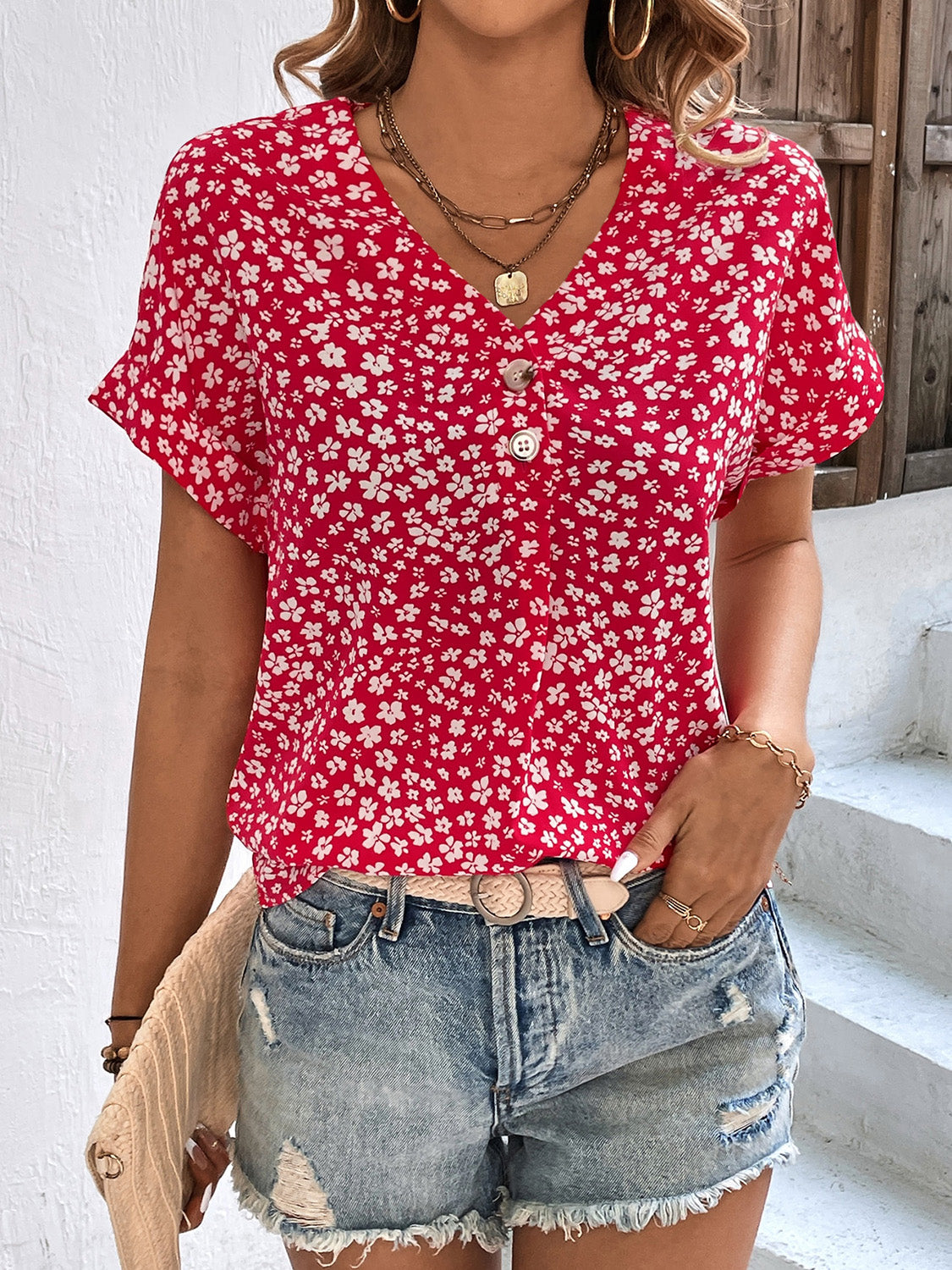 Avery® | Casual Floral Short Sleeve V-Neck Blouse