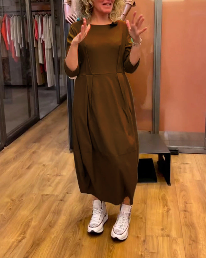 Angeline's® | Slimming dress with a round neckline