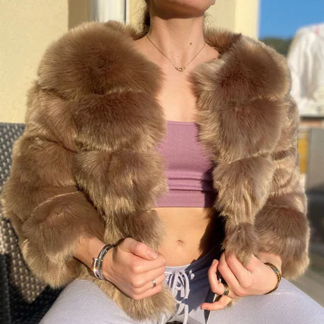 Dámasa | Elegant fur coat