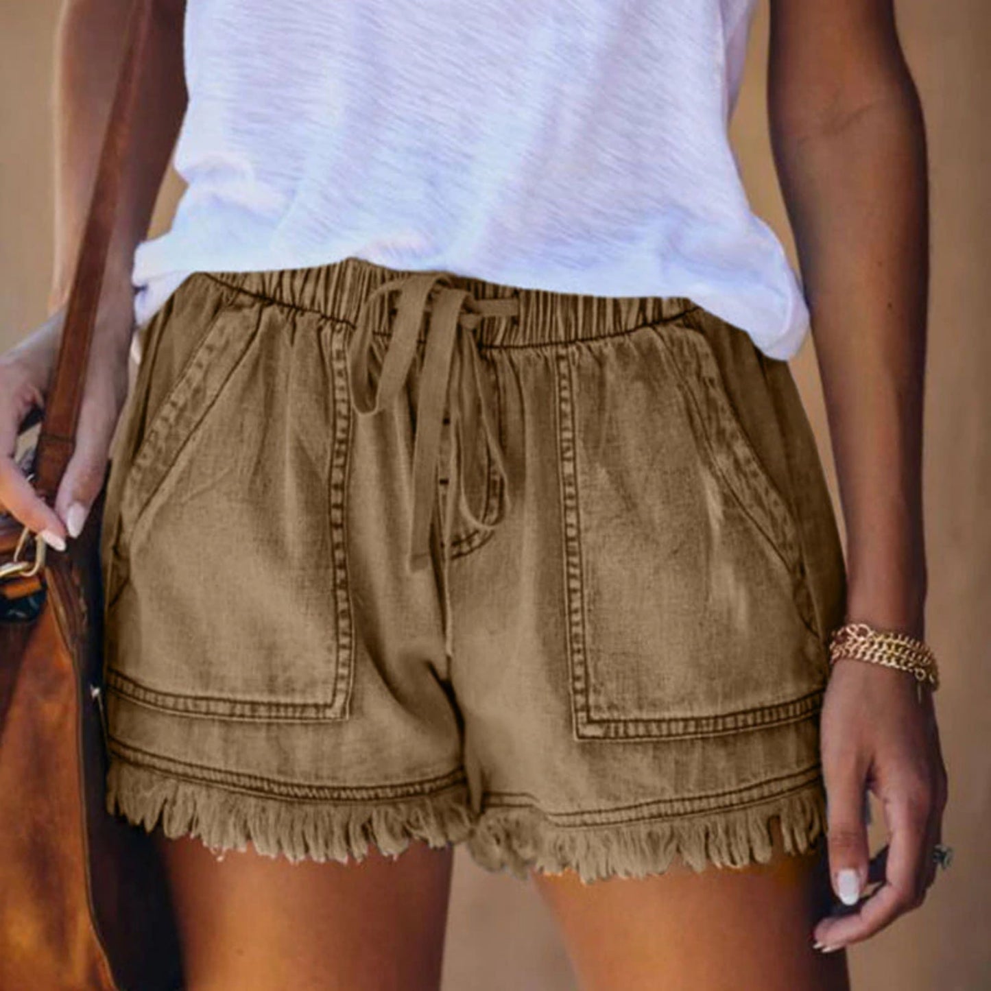 Claudia® | Women's shorts with drawstring and fringed hem
