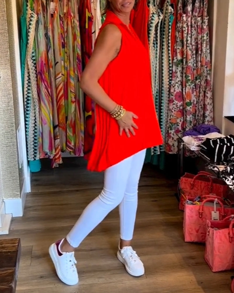 Carla® | Sleeveless blouse with ruffles and lapels