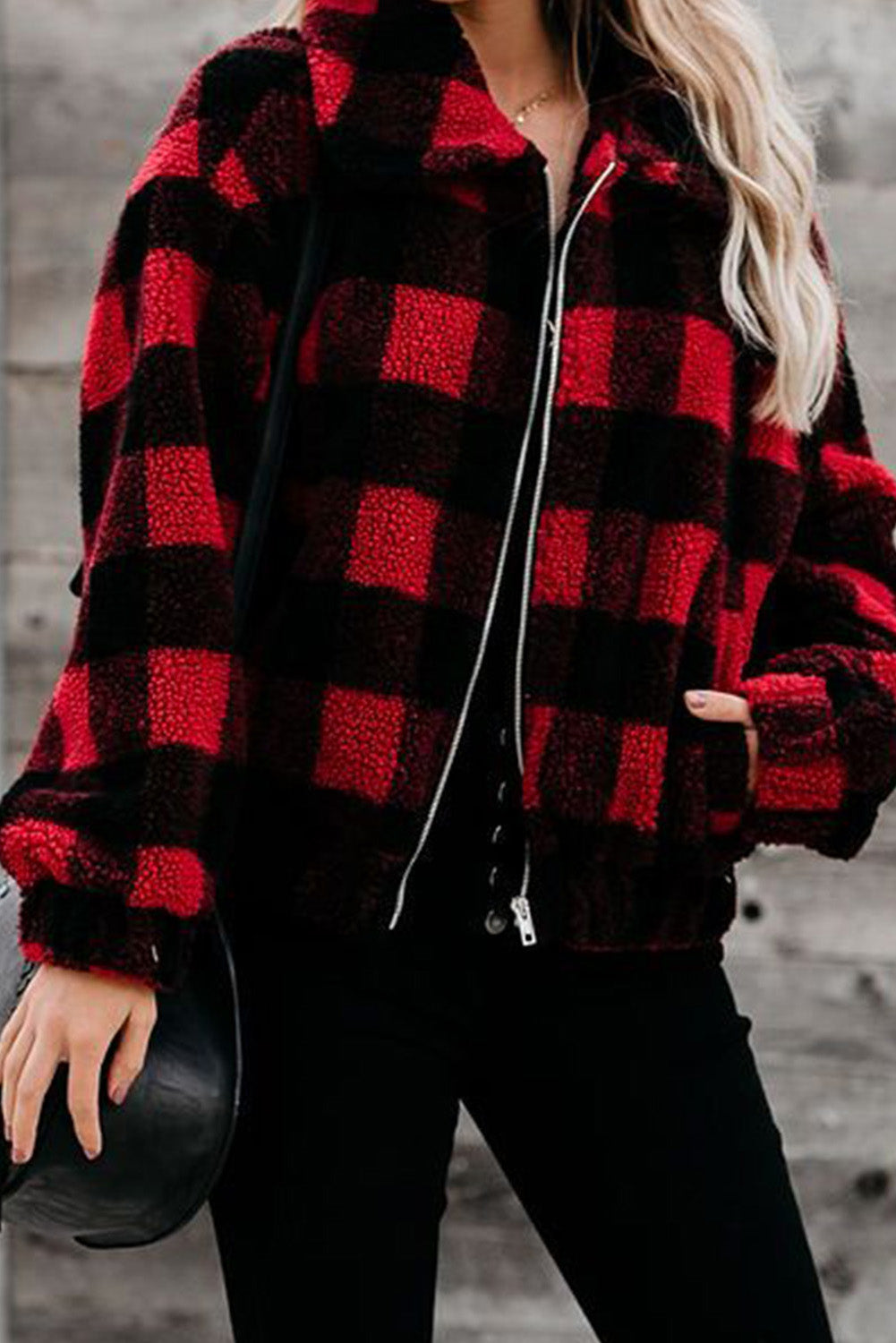 Claudia® | Fashionable and minimalist winter jacket