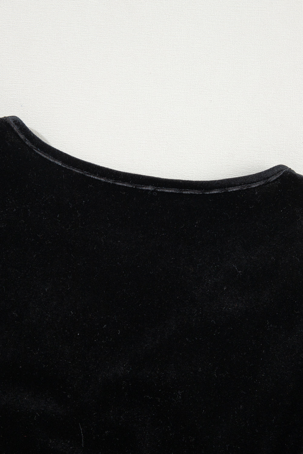 Cristina® | Long-sleeved velvet bodysuit with V-neck and pearl detail