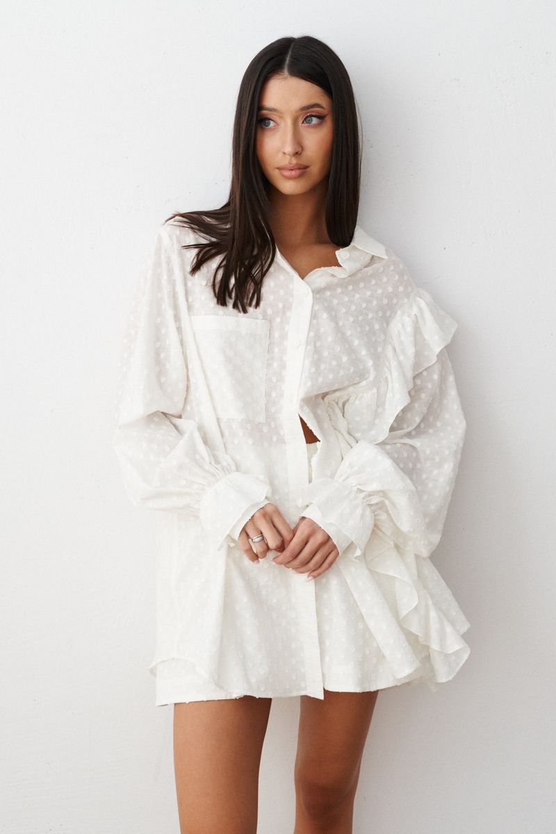 Cristina® | White jacquard cotton shirt and shorts
