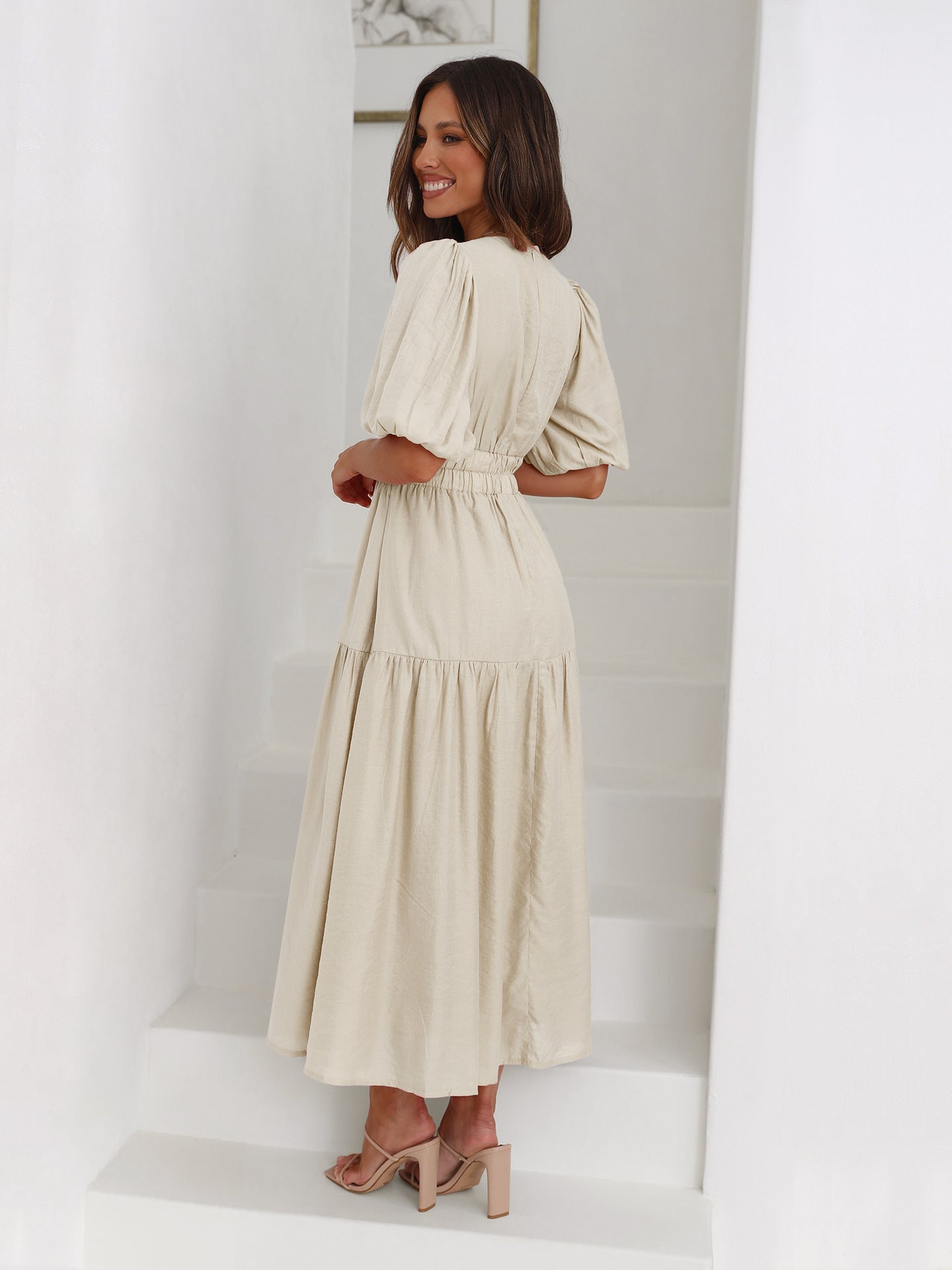Claudia® | Ruffle midi dress with V-neck and puff sleeves