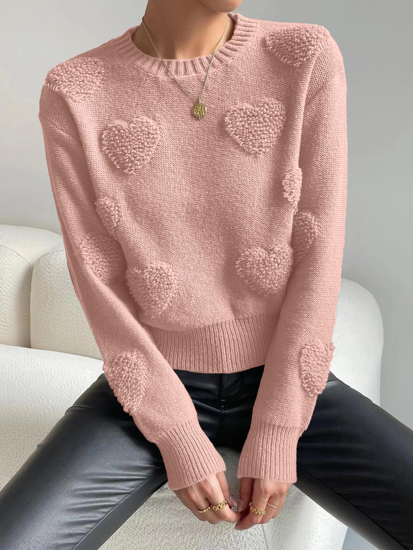Denise® | Fashionable and minimalist winter sweater