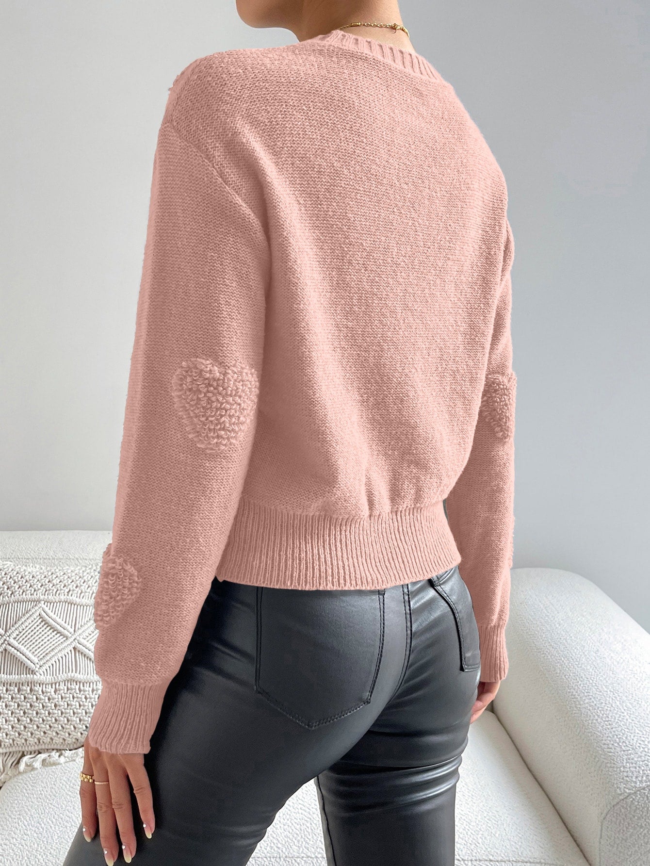 Denise® | Fashionable and minimalist winter sweater