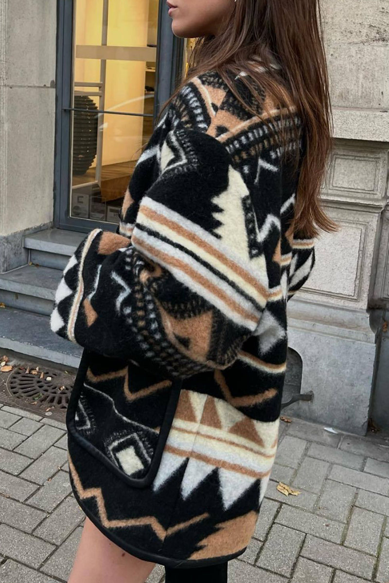 Claudia® | Effortless and trendy winter garment