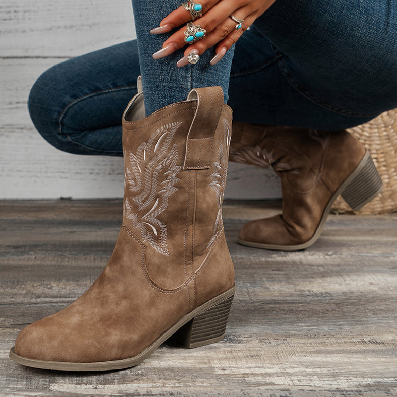 Dayana® | Casual Embroidered Pointed Comfortable Patchwork Outdoor Shoes