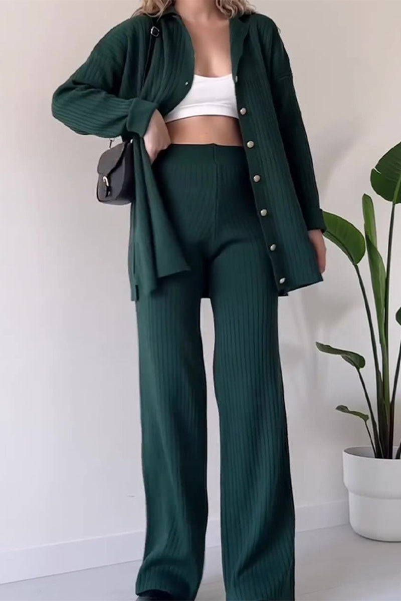 Elisa® | Casual two-piece suit with plain buttons and V-neck and long sleeves