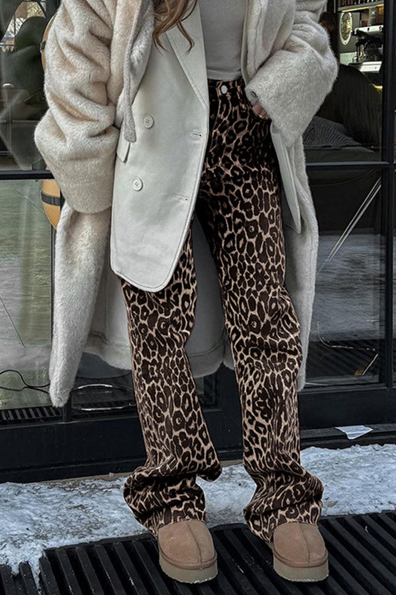 Carla® | Loose straight full print leopard print pants with buttons at mid waist