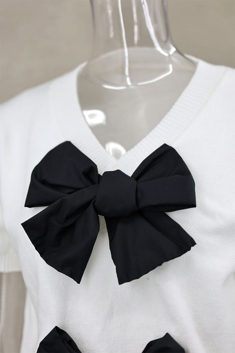 Begoña® | Casual everyday tops with plain bow decoration and V-neck