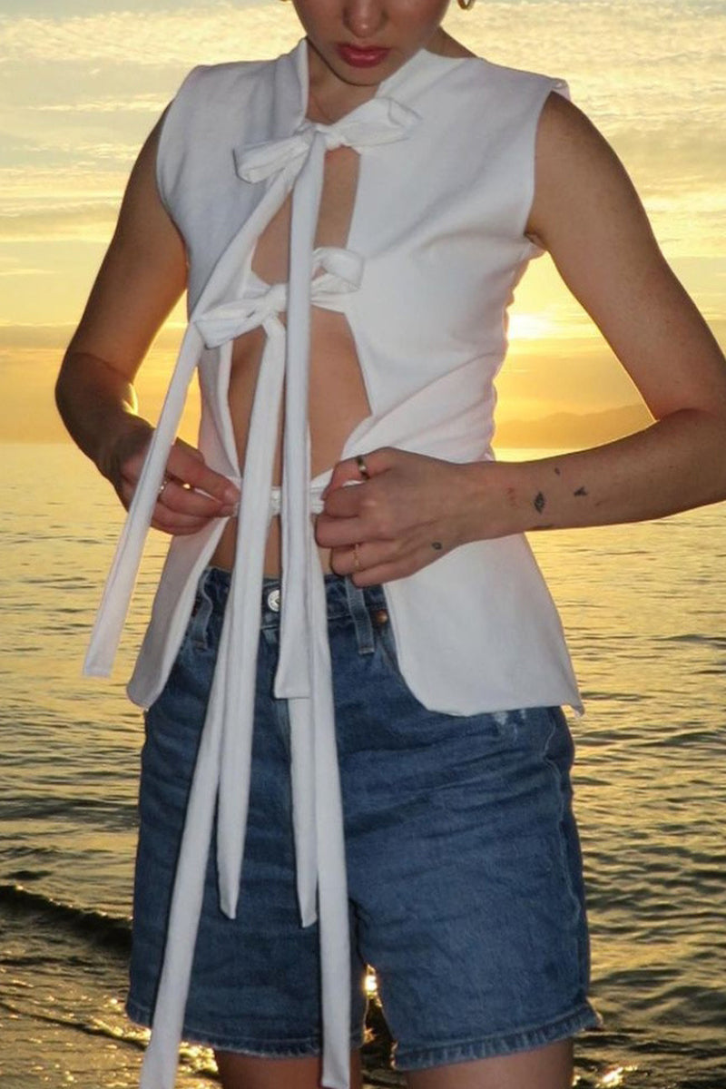 Alba® | Sexy solid color lace-up V-neck tops