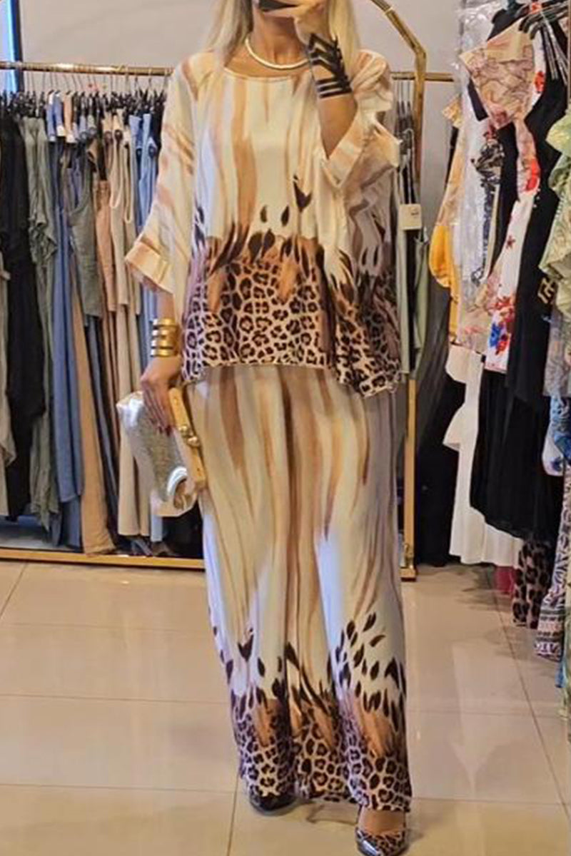 Elena® | Casual leopard print daily three-quarter length two-piece suit with contrast O-neck