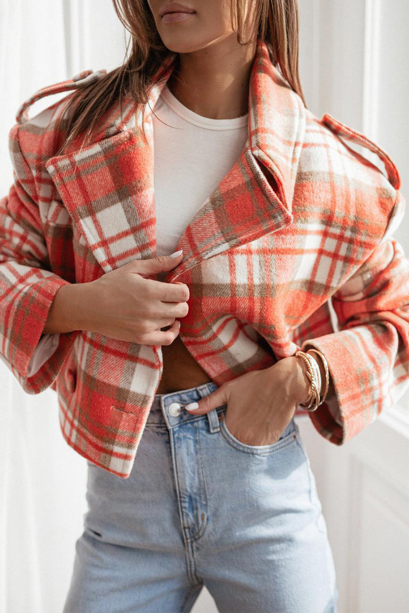 Bianca® | Casual outerwear with checked buttons and contrast reversible collar