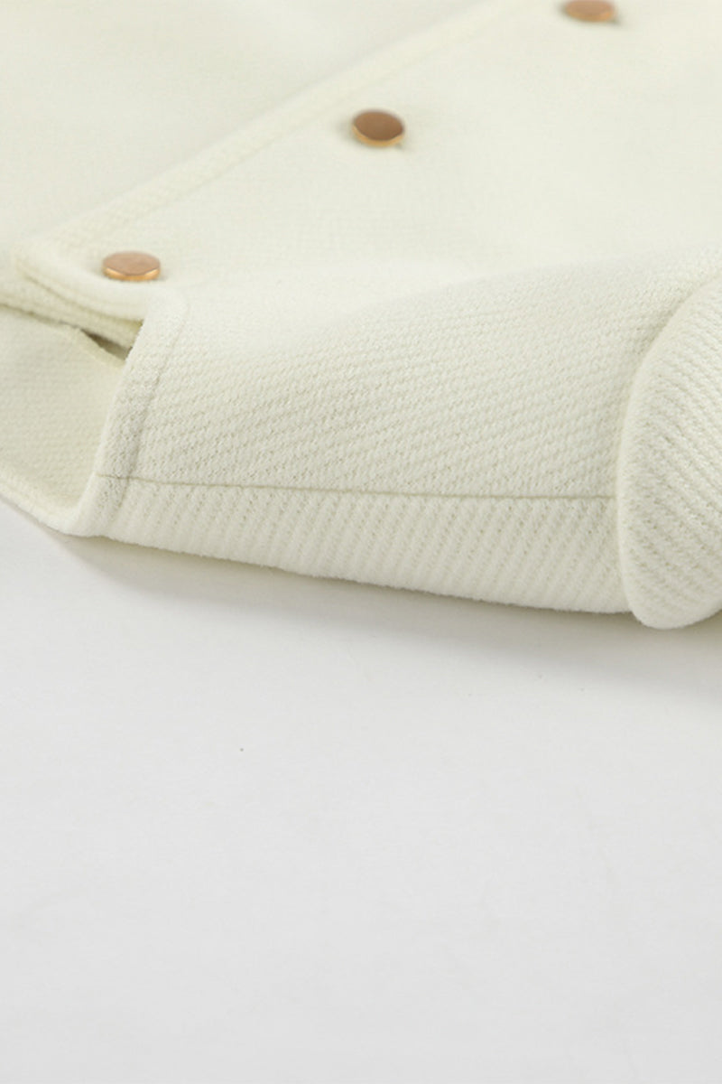Concha® | Casual everyday outerwear with solid color buttons and O-neck