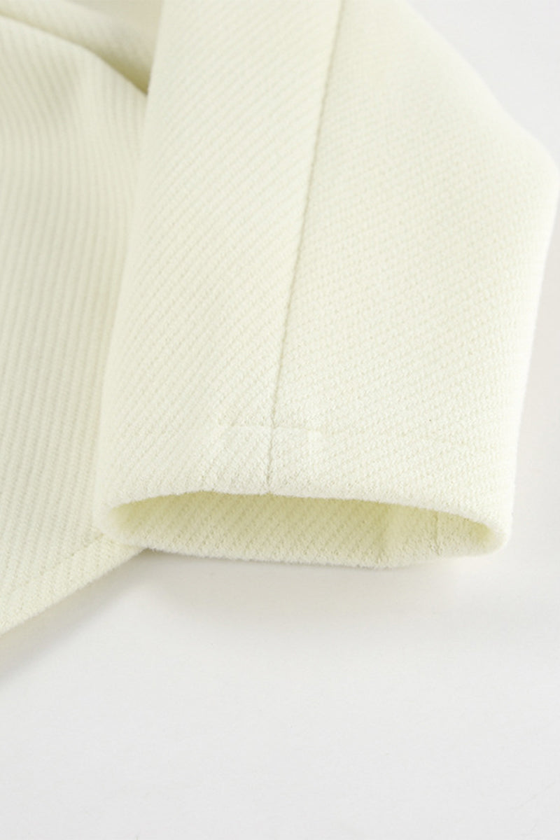 Concha® | Casual everyday outerwear with solid color buttons and O-neck