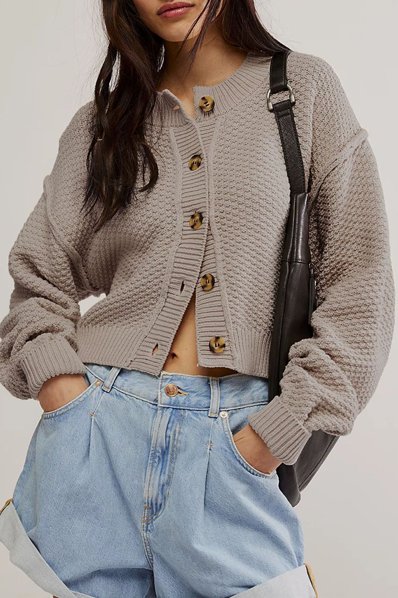 Dunja® | Casual everyday outerwear with solid color buttons and O-neck