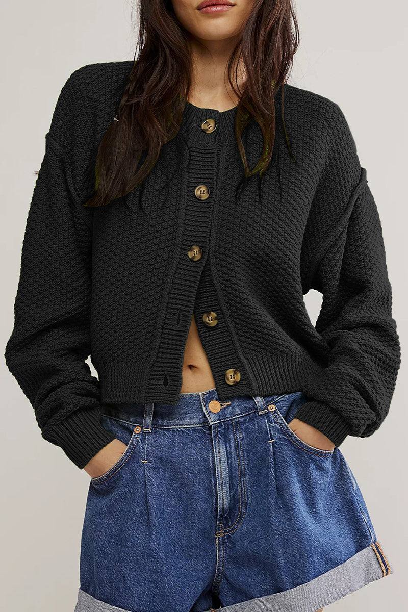 Dunja® | Casual everyday outerwear with solid color buttons and O-neck