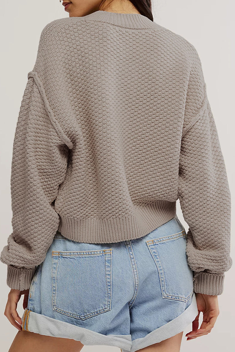 Dunja® | Casual everyday outerwear with solid color buttons and O-neck