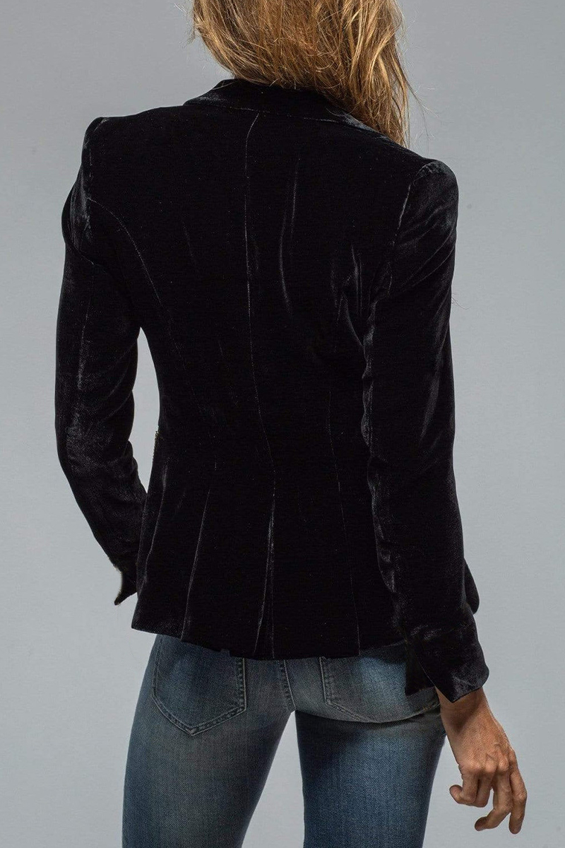 Eefje® | Casual everyday outerwear with pocket buttons and reversible collar