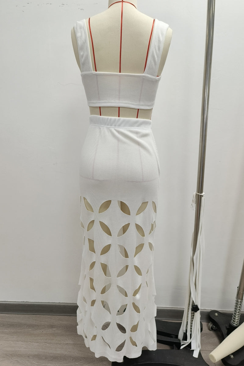 Cristina® | Casual sleeveless two-piece suit with a hollow out backless square neckline