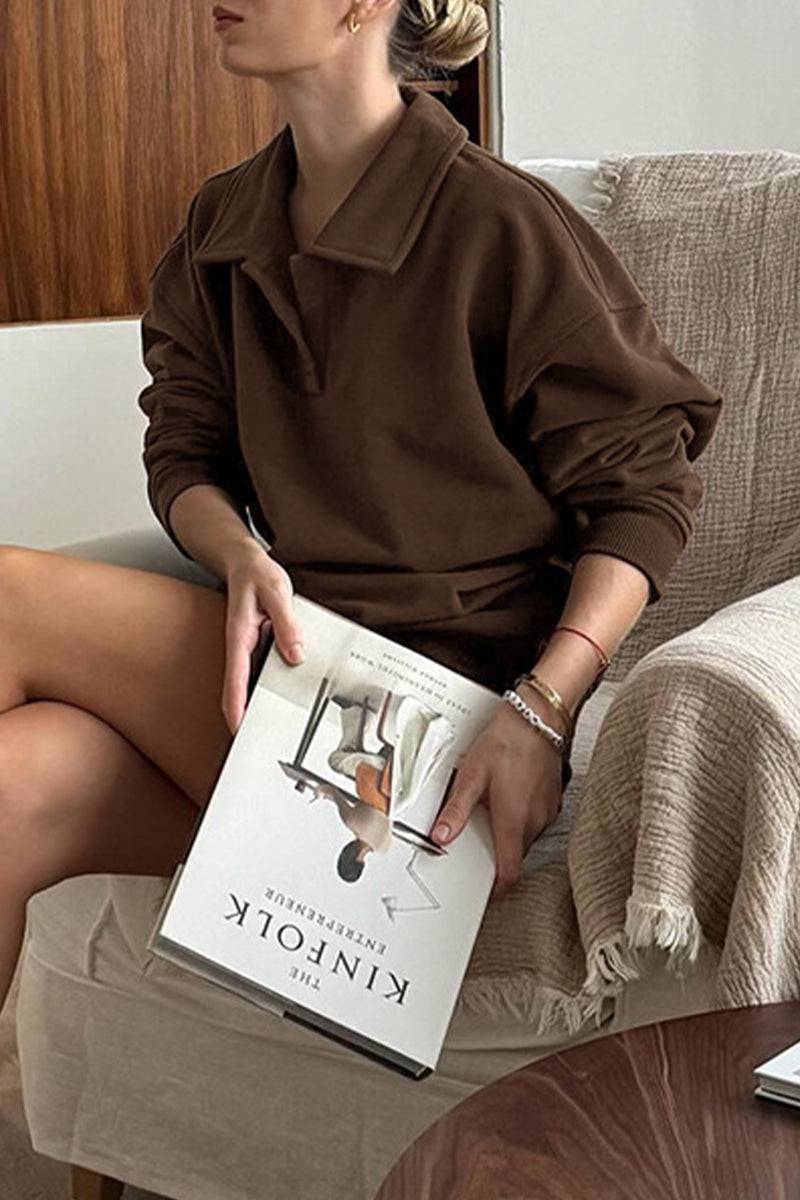 Elena® | Casual everyday two-piece suit with a fluffy turn-down collar and long sleeves