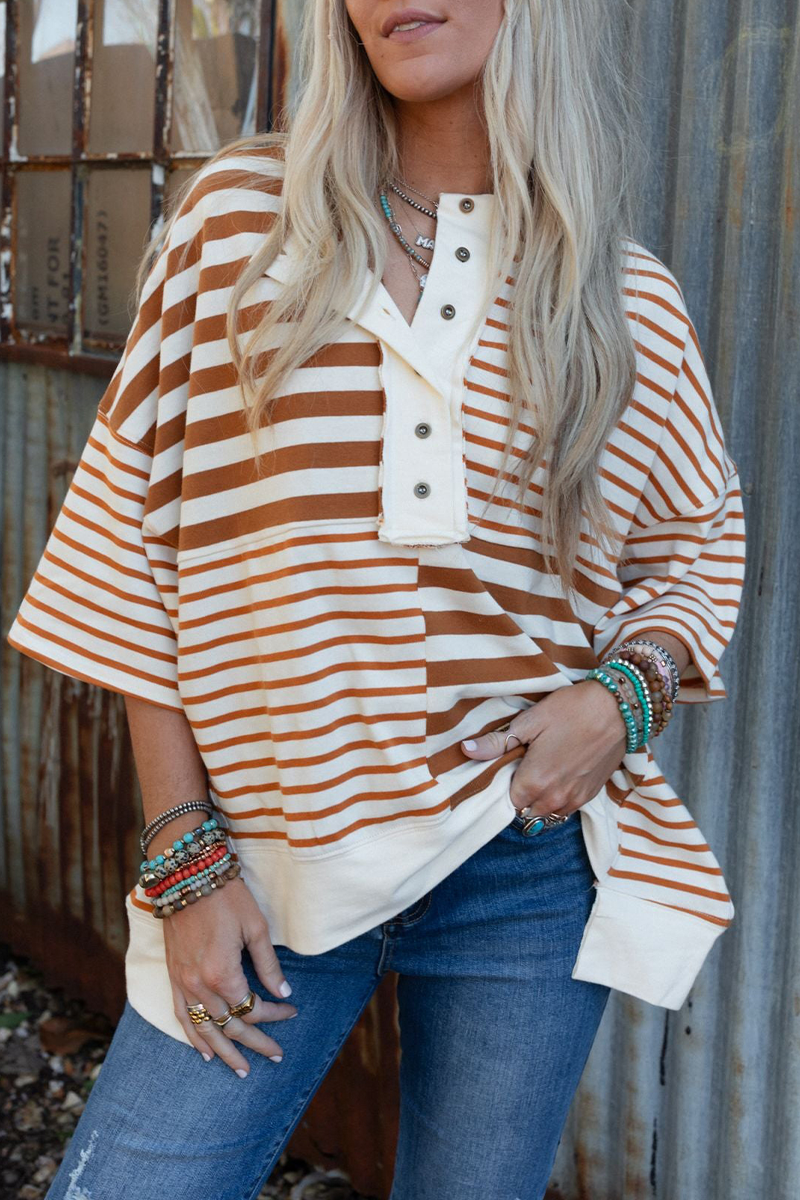 Beatriz® | Casual t-shirts with stripes and buttons, patchwork contrast and O-neck