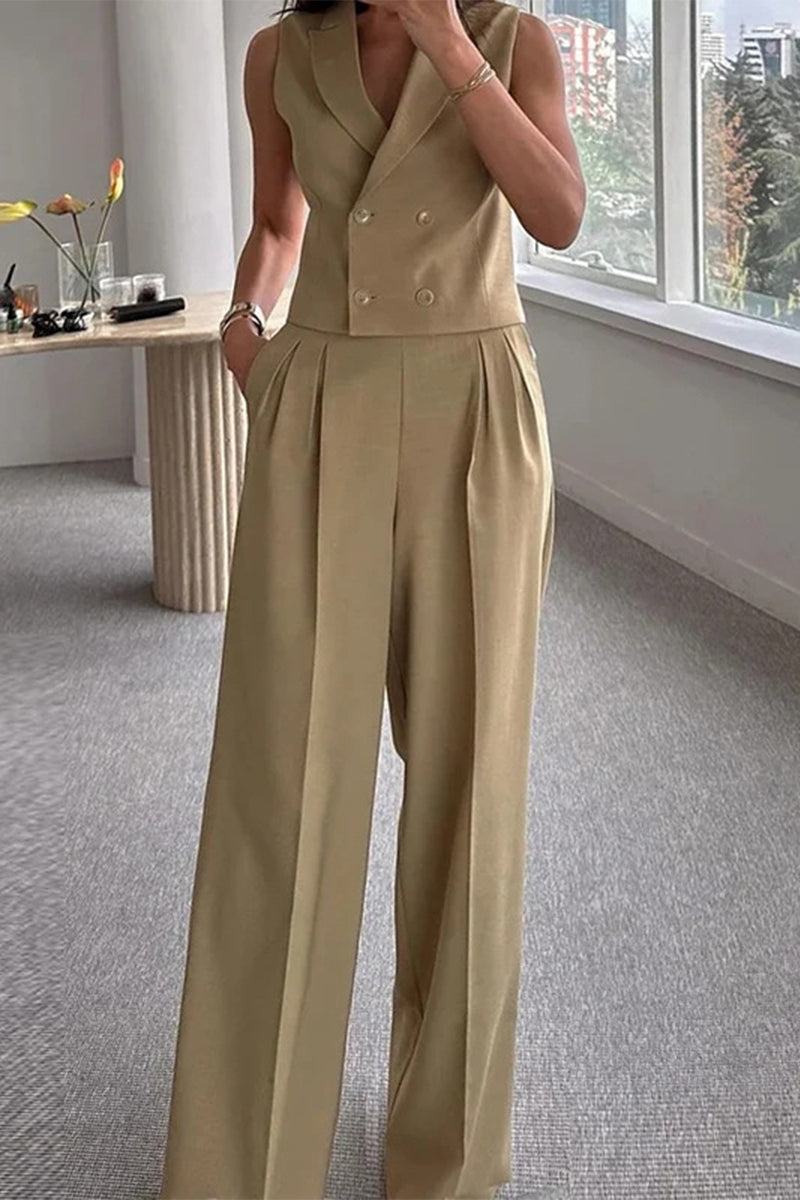 Brenda® | Casual, sleeveless two-piece suit with a gathered turn-down collar and pockets