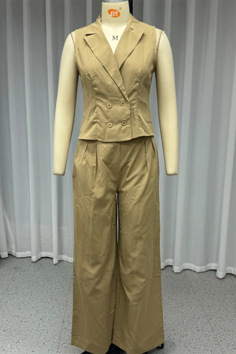 Brenda® | Casual, sleeveless two-piece suit with a gathered turn-down collar and pockets