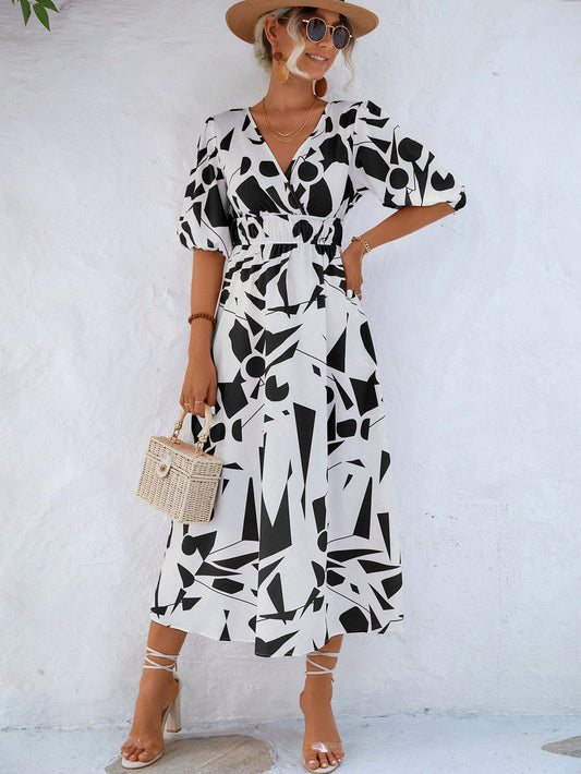 Cinthia® | Dress with geometric print and V-neck