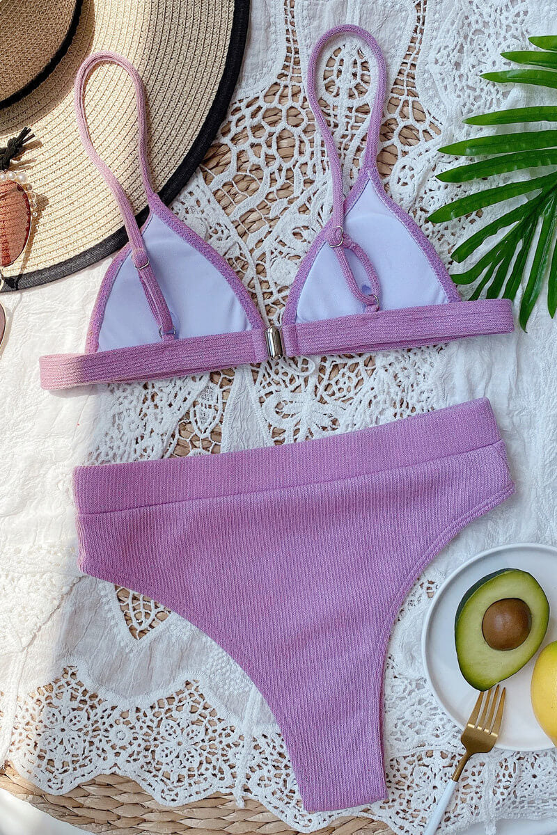 Amparo® | Bikini with triangle top and hot pants