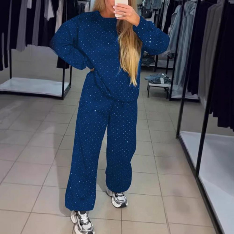 Clara® | Chic glittery jogger set for women