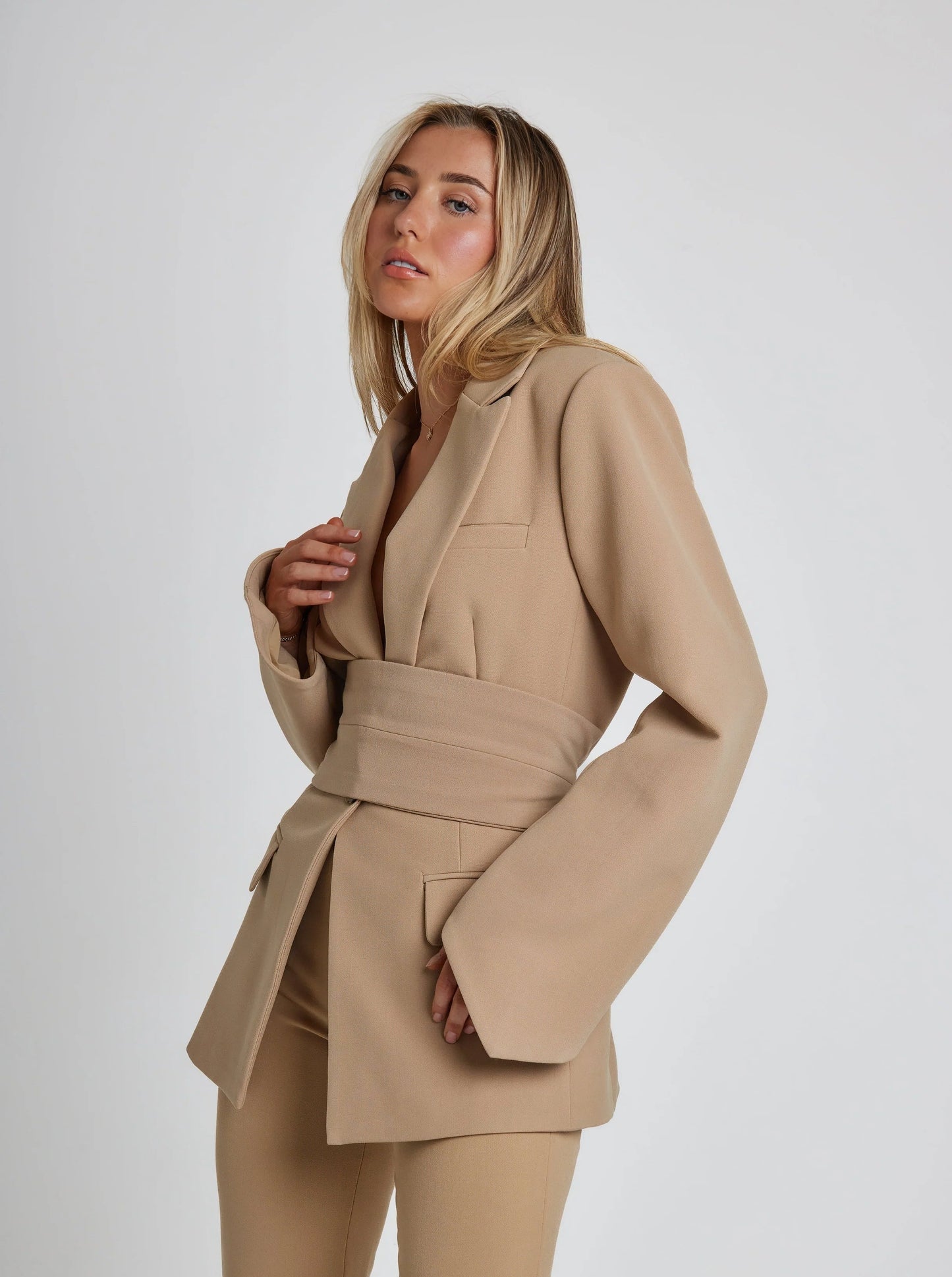 Sarah | Women's Belted Long Sleeve Blazer
