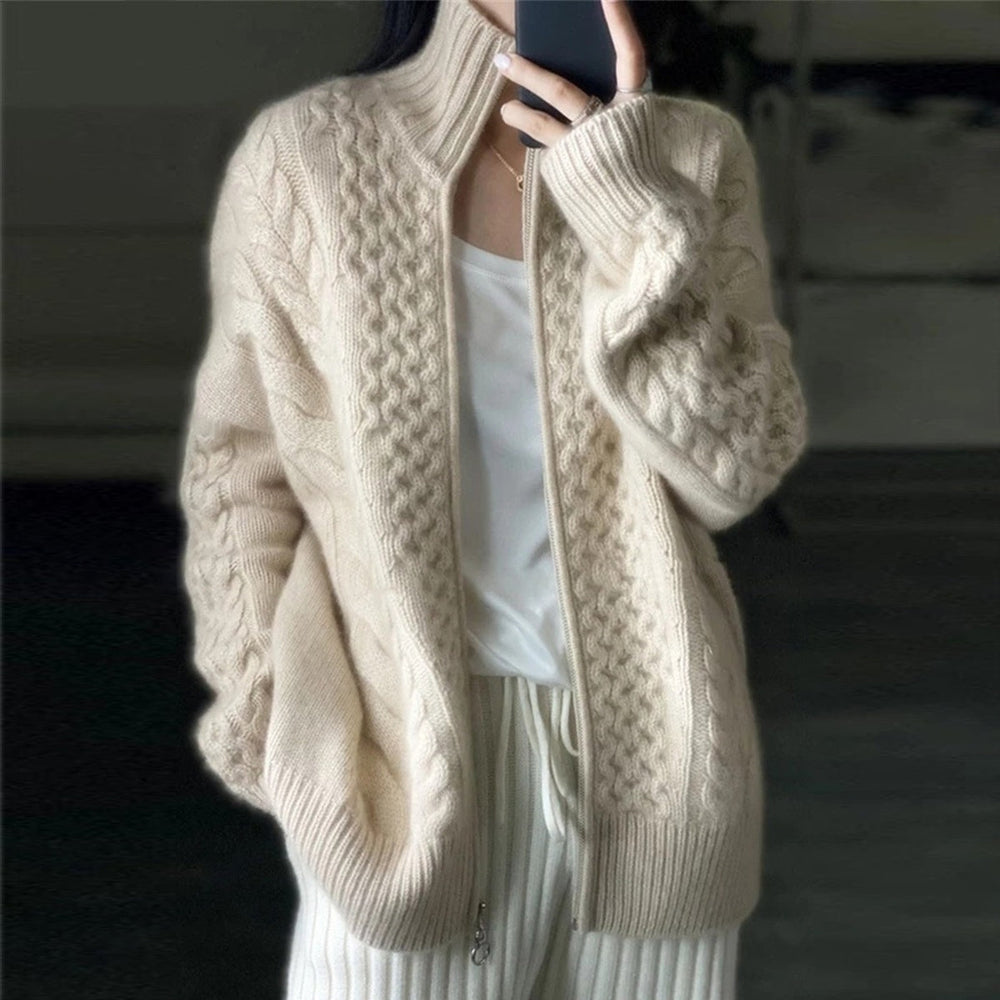 Katelyn | Women's Zip-Up Cable Knit Cardigan