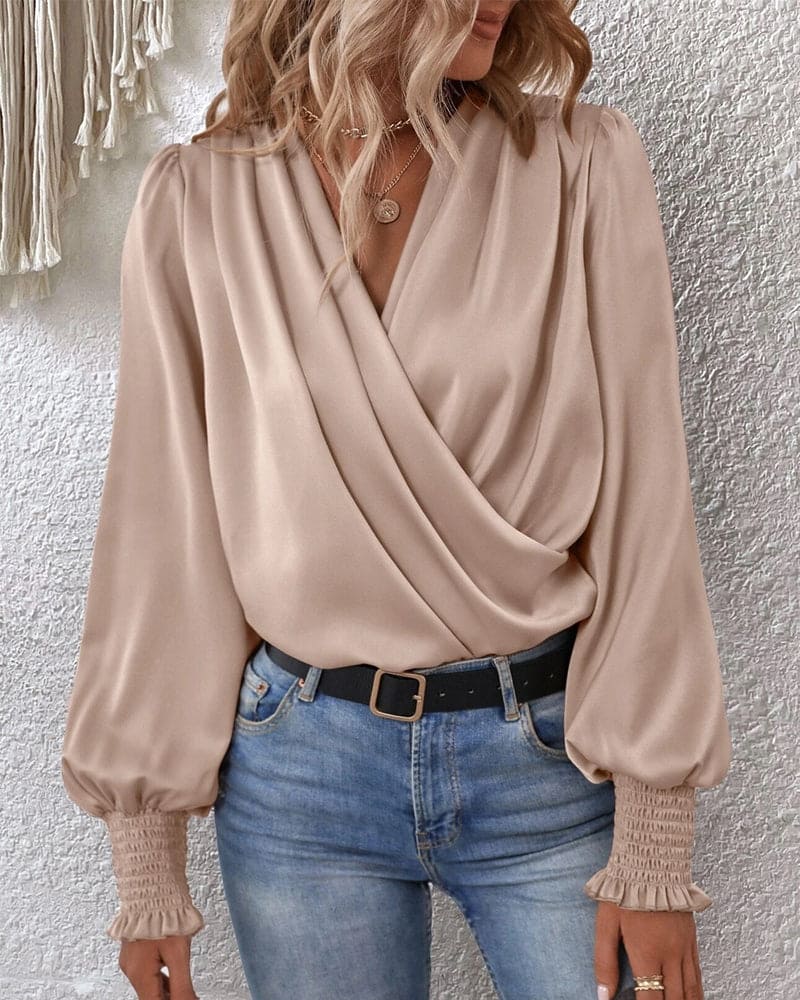 Daria® | Elegant Long-Sleeved V-Neck Blouse