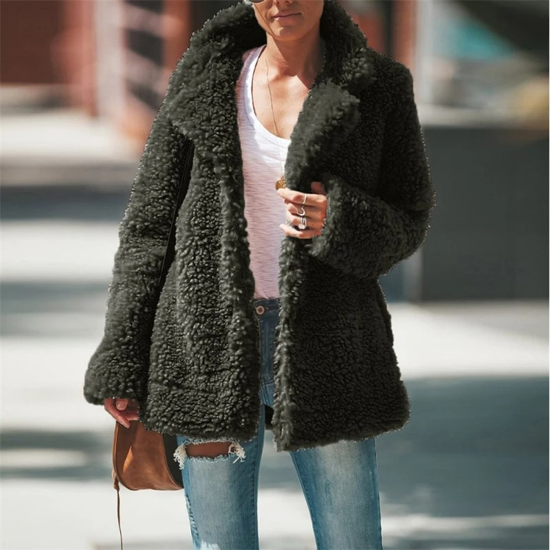 Ariadna® | Timeless and elegant winter clothing