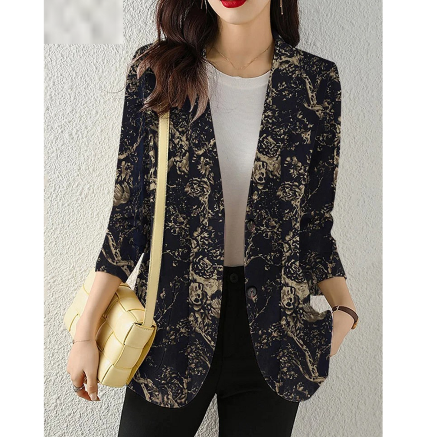 Antonia® | Casual and effortless winter garment