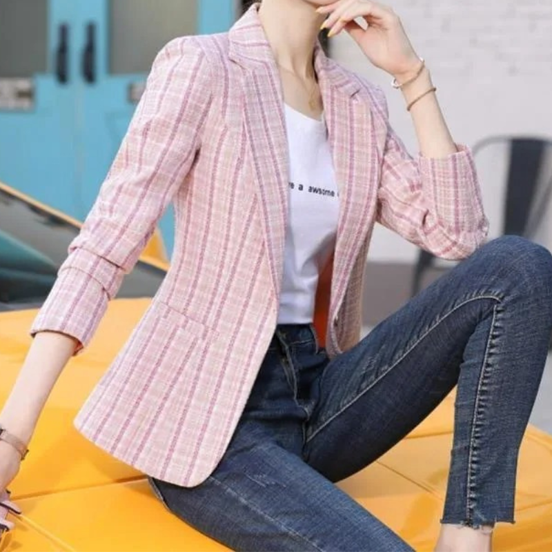 Cristina® | Simple and stylish winter garment