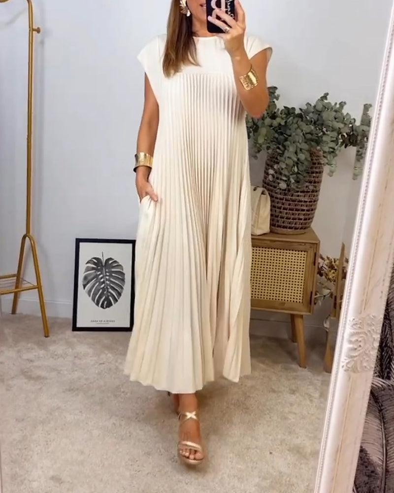 Martha | Elegant Pleated Maxi Dress