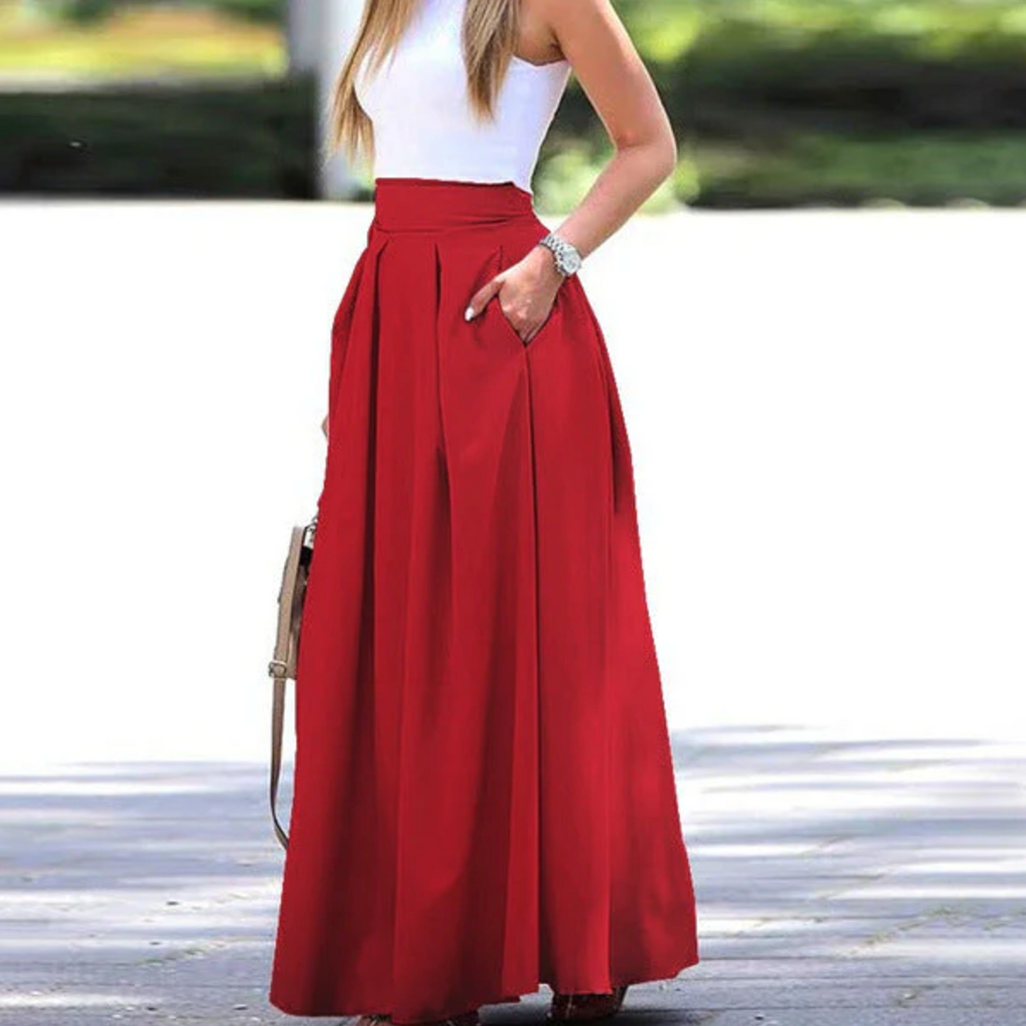 Carla® | Elegant, pleated and loose skirt