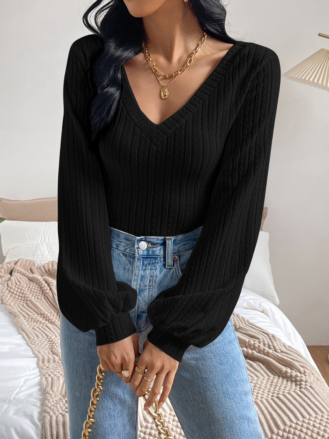 Celia® | Long sleeve V-neck t-shirt