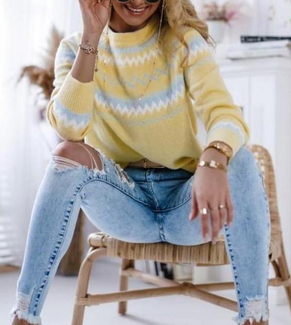 Angeline's® | Fresh yellow long sleeve sweater