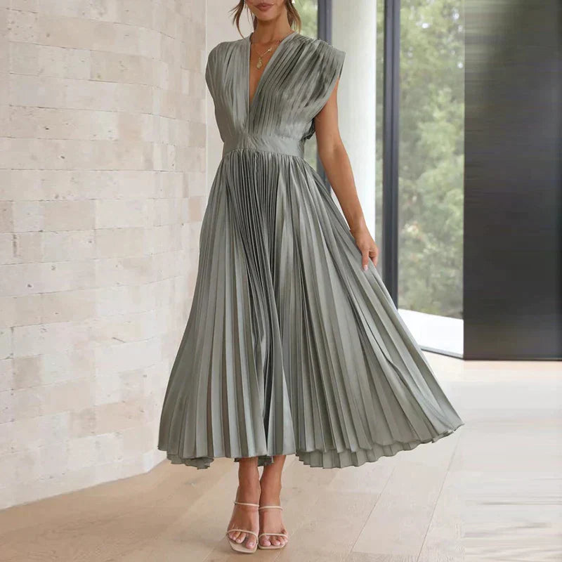 Delia® | V-Neck Maxi Dress With Pleats