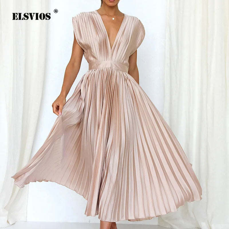 Delia® | V-Neck Maxi Dress With Pleats
