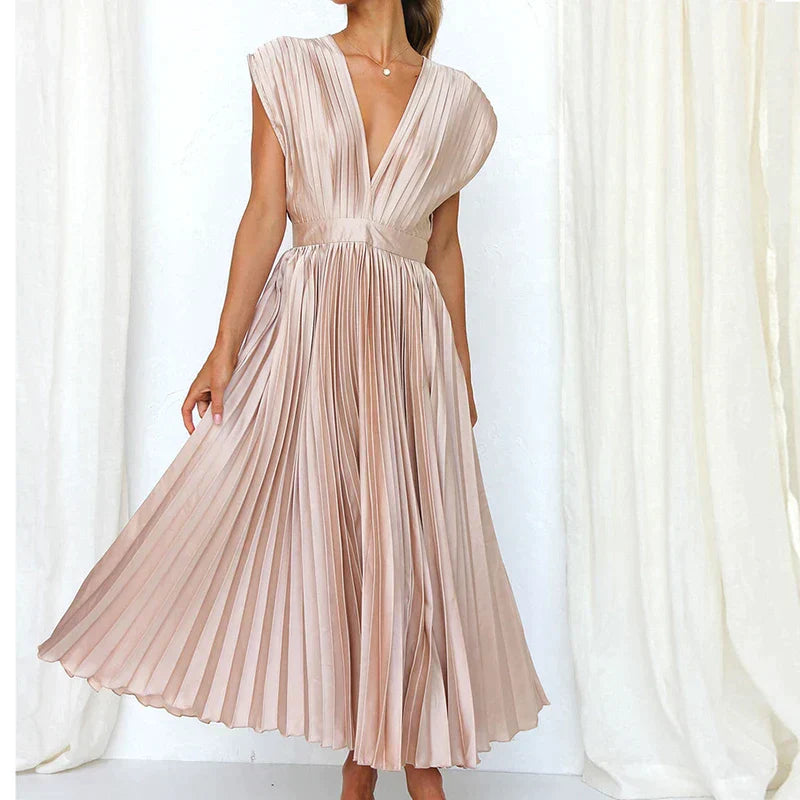 Delia® | V-Neck Maxi Dress With Pleats